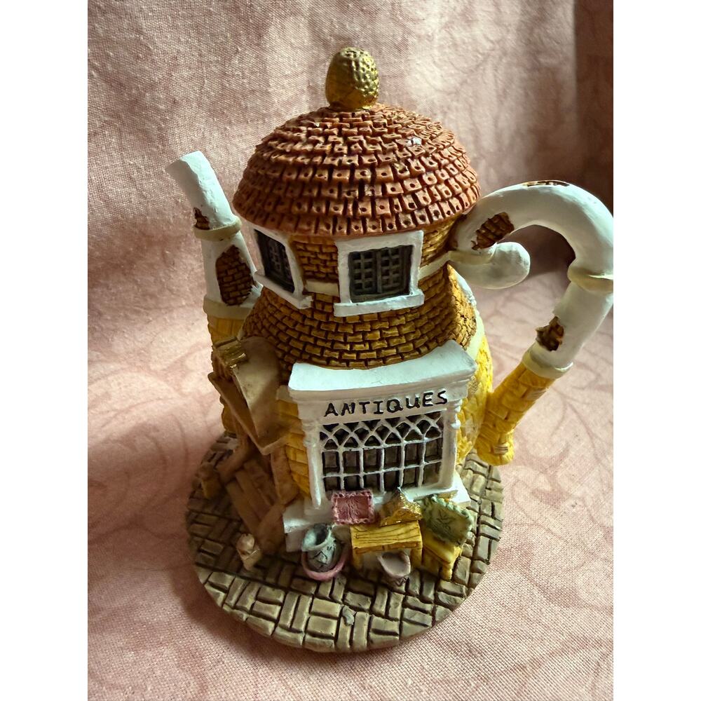 Hometown Teapot Cottage - "Antiques" Home Decor, Collectibles